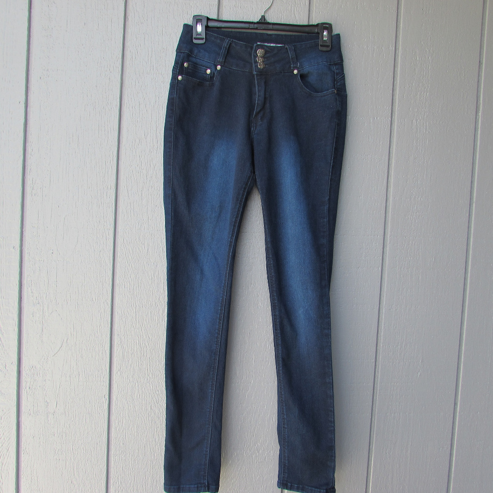 UWD Blue Jeans! Great Look! Great Price!